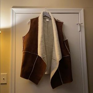 Faux fur and suede vest